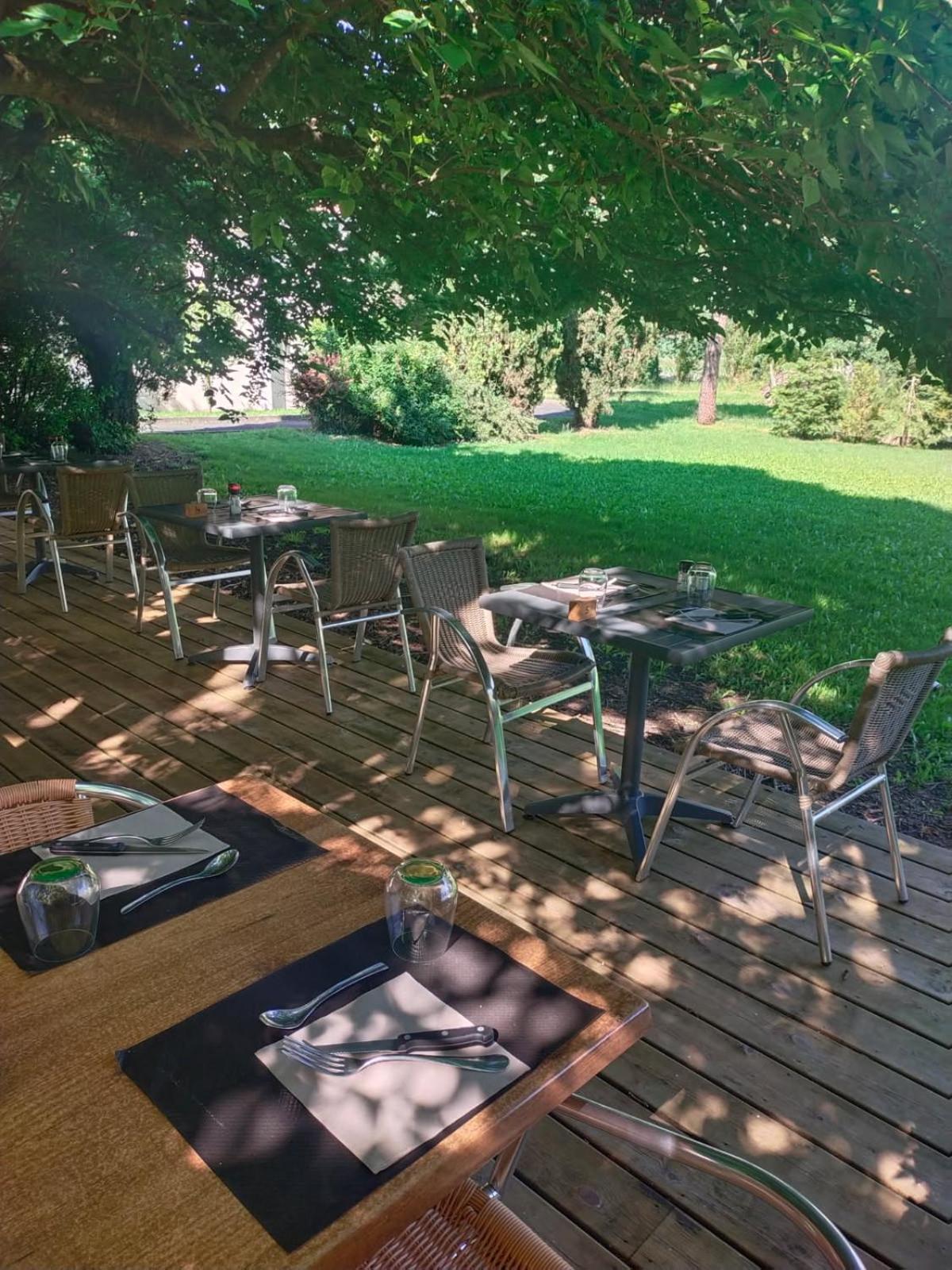 Hotel Bon Repos Barbezieux-Saint-Hilaire Exterior photo