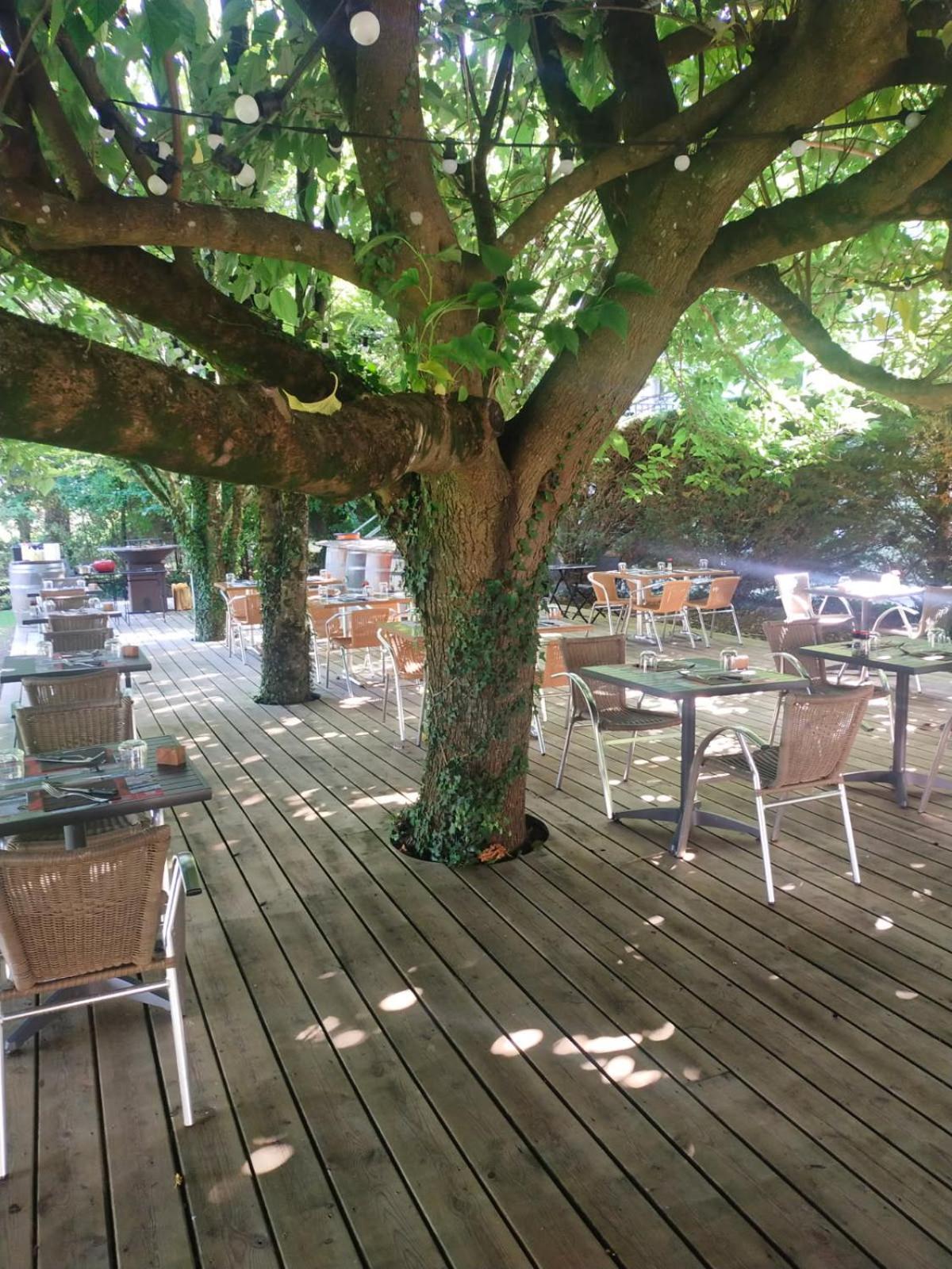 Hotel Bon Repos Barbezieux-Saint-Hilaire Exterior photo